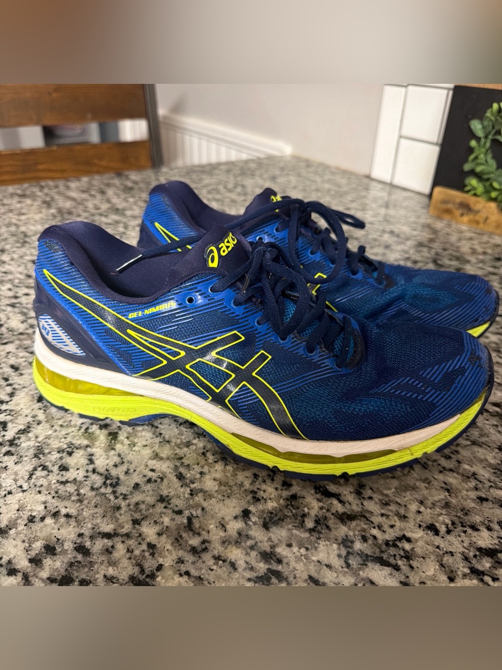 Asics Gel Nimbus 19 Mens Size 9.5 Blue Green Athletic Running Shoes Sneakers